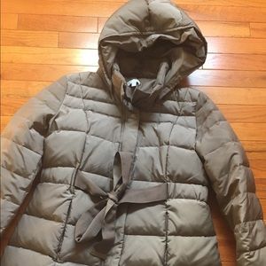 A pea in the pod maternity down coat/jacket